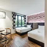 Stella Hotel - Johor Bahru